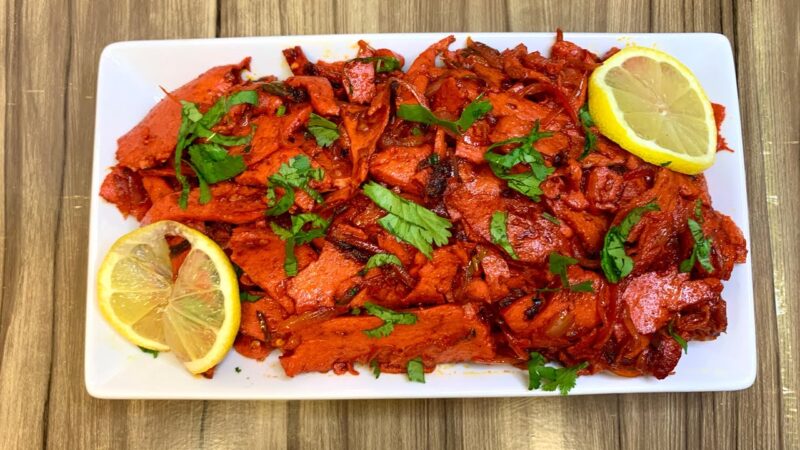 Naga Meat Donner On Naan